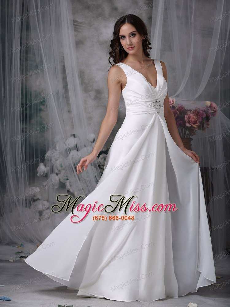 wholesale white column / sheath v-neck floor-length chiffon beading prom dress
