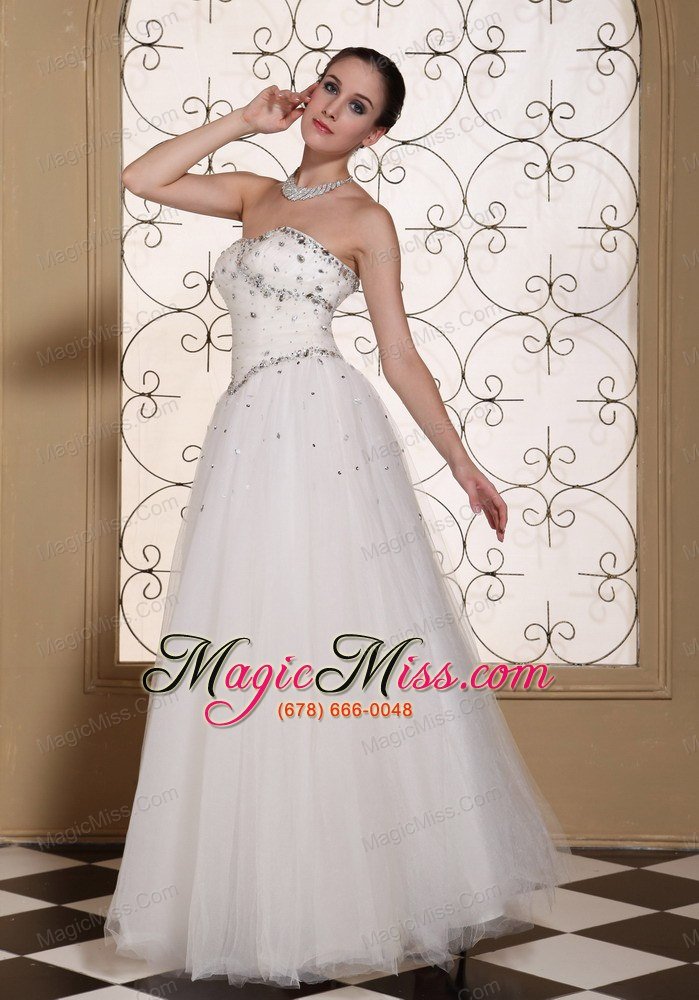 wholesale beaded bodice tulle lovely a-line wedding dress for 2013 strapless and floor-length gown