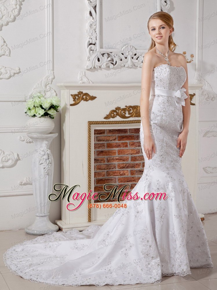 wholesale luxurious mermaid strapless court train lace sash wedding dress