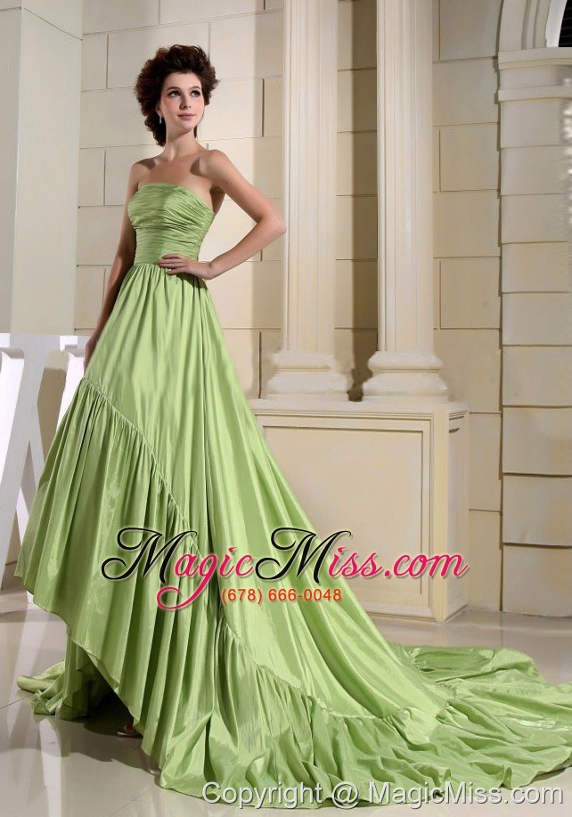 wholesale custom made yellow green prom celebrity dress a-line strapless court train in 2013