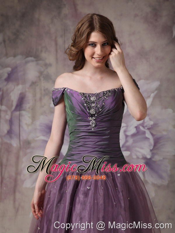 wholesale elegant dark purple a-line off the shoulder prom dress taffeta and organza beading floor-length