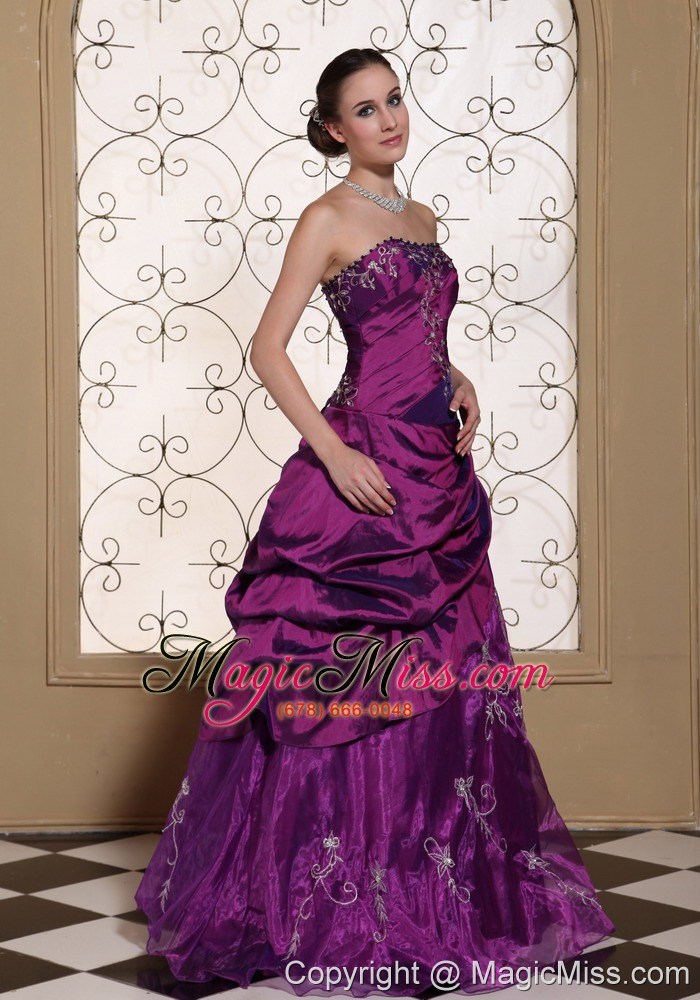 wholesale modest purple prom dress for 2013 taffeta and organza with embroidery gown