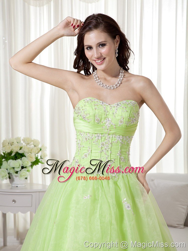 wholesale yellow green a-line sweetheart floor-length organza beading prom dress
