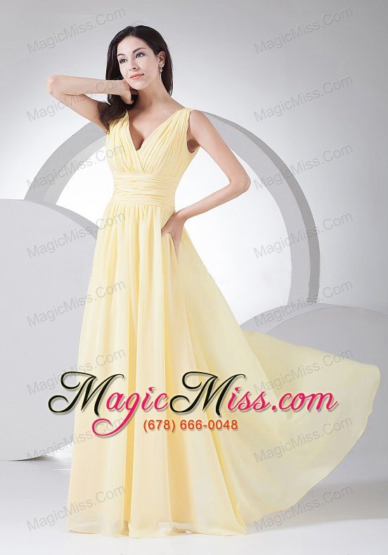 wholesale ruching decorate bodice light yellow chiffon v-neck 2013 prom dress floor-length