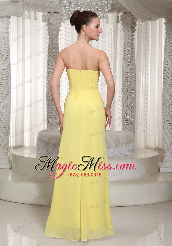 wholesale chiffon yellow sweetheart prom dress for greaduation with ruched beading decorate