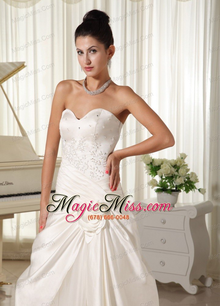 wholesale sweetheart beaded bodice and hand made flowers tulle for modest wedding dress