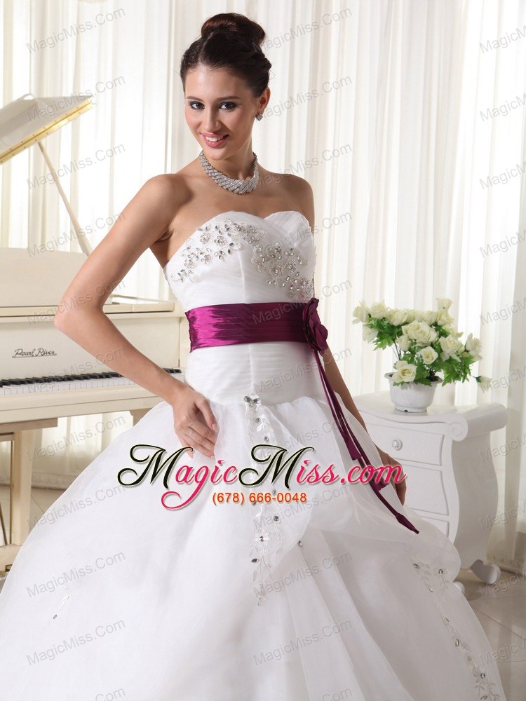 wholesale organza court train beautiful a-line weding dress with hand made flowers belt and beaded bust sweetheart