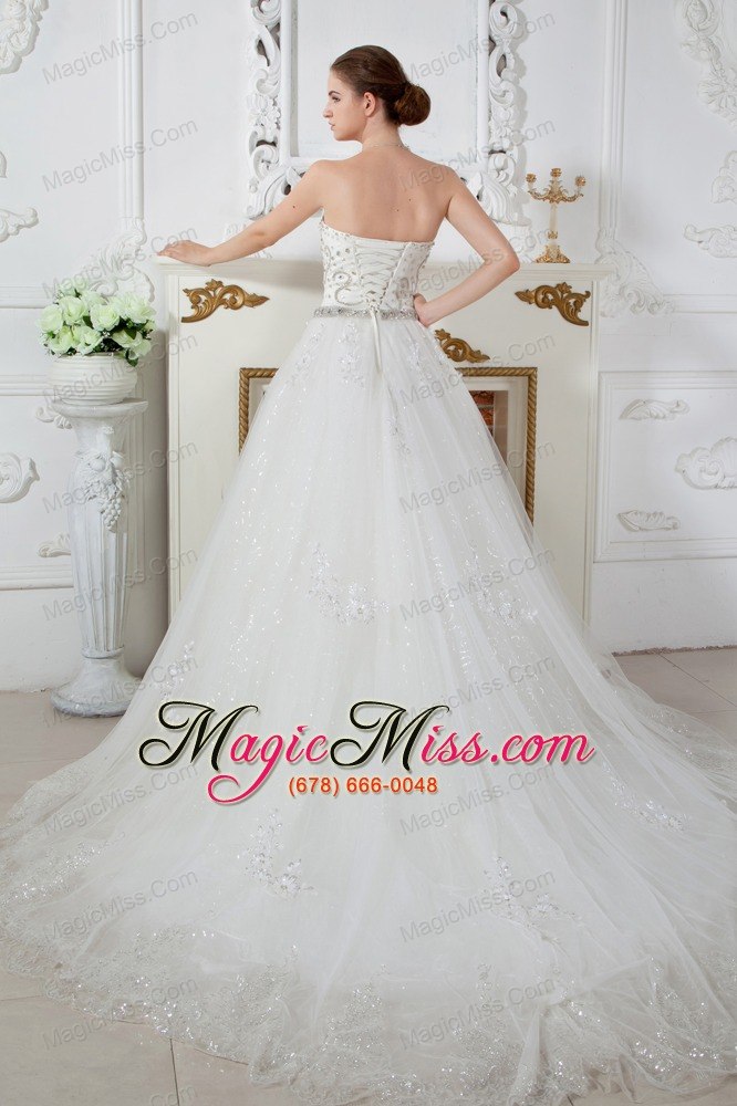 wholesale exqusite a-line strapless court train tulle beading wedding dress