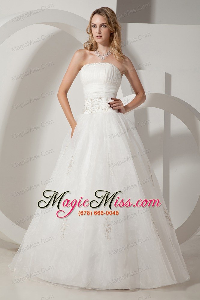 wholesale pretty a-line strapless floor-length taffeta and organza embroidery wedding dress