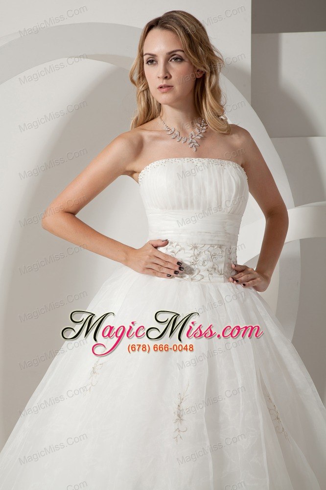 wholesale pretty a-line strapless floor-length taffeta and organza embroidery wedding dress