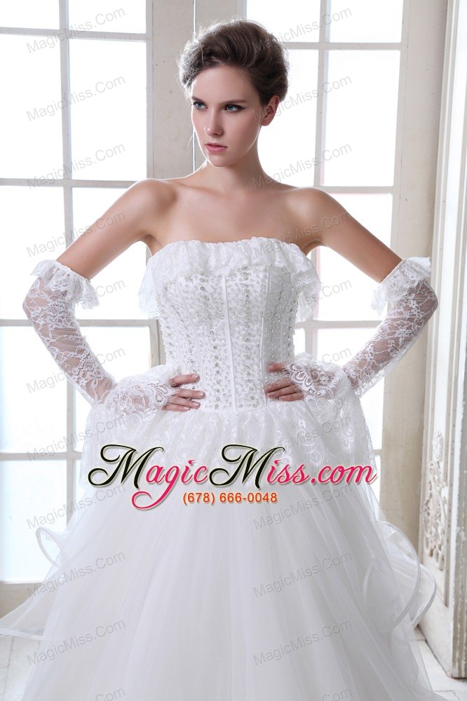 wholesale sweet a-line strapless floor-length tulle beading and appliques wedding dress