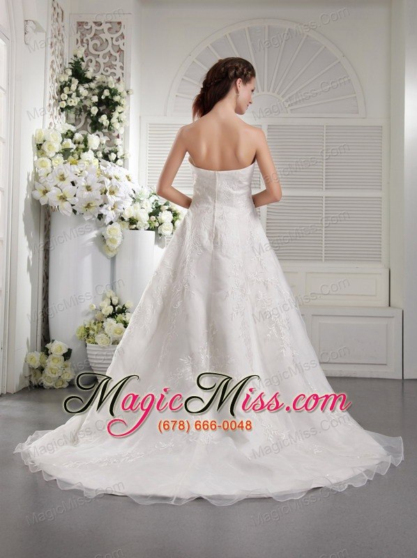 wholesale white a-line / princess strapless court train embroidery organza wedding dress