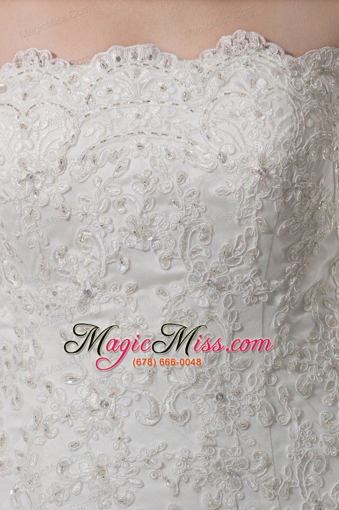 wholesale lace strapless a-line / princess wedding dress with brush train