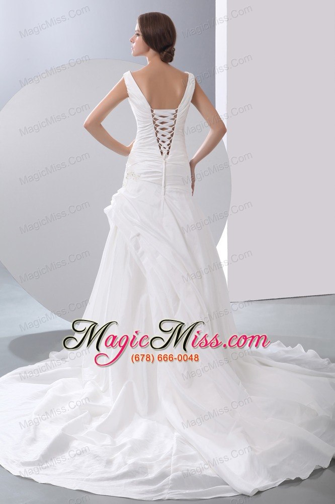 wholesale gorgeous a-line v-neck chapel train taffeta appliques with beading ruch wedding dress