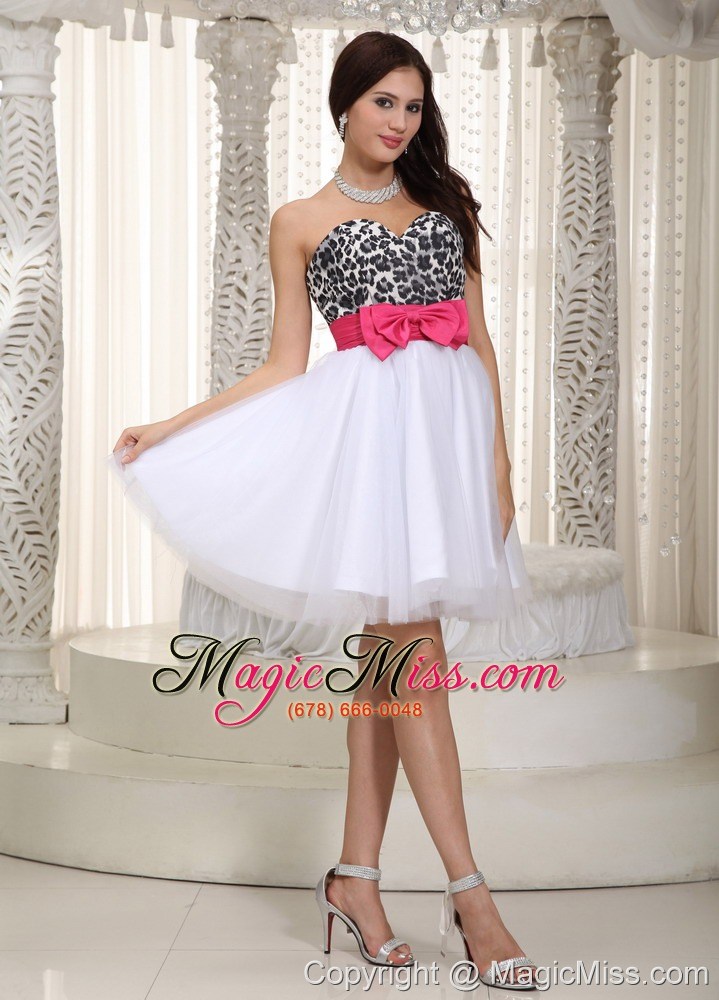 wholesale white a-line sweetheart knee-length leopard and tulle bow prom dress