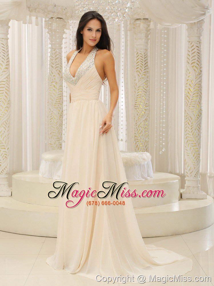 wholesale halter top with beaded ruched bodice for beautiful prom dress customize