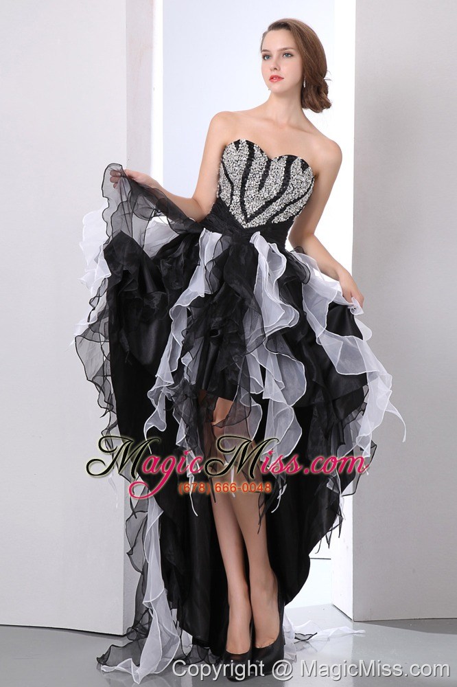 wholesale white and black a-line sweetheart prom dress high-low organza beading
