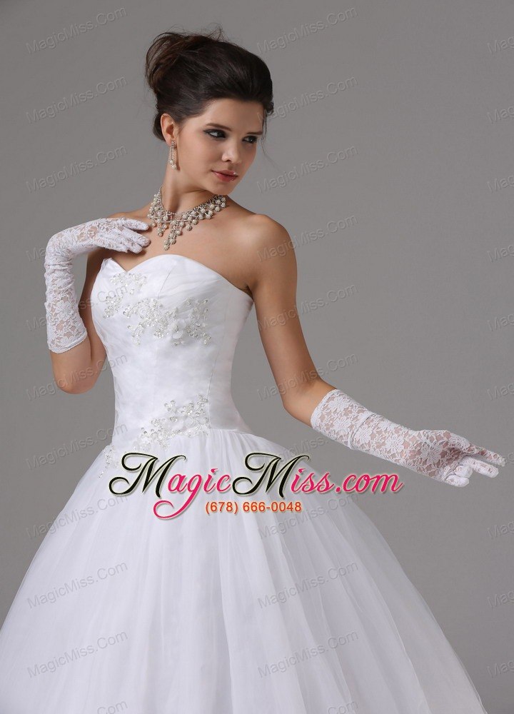 wholesale ball gown wedding dress with appliques and ruch sweetheart tulle in aliso viejo california