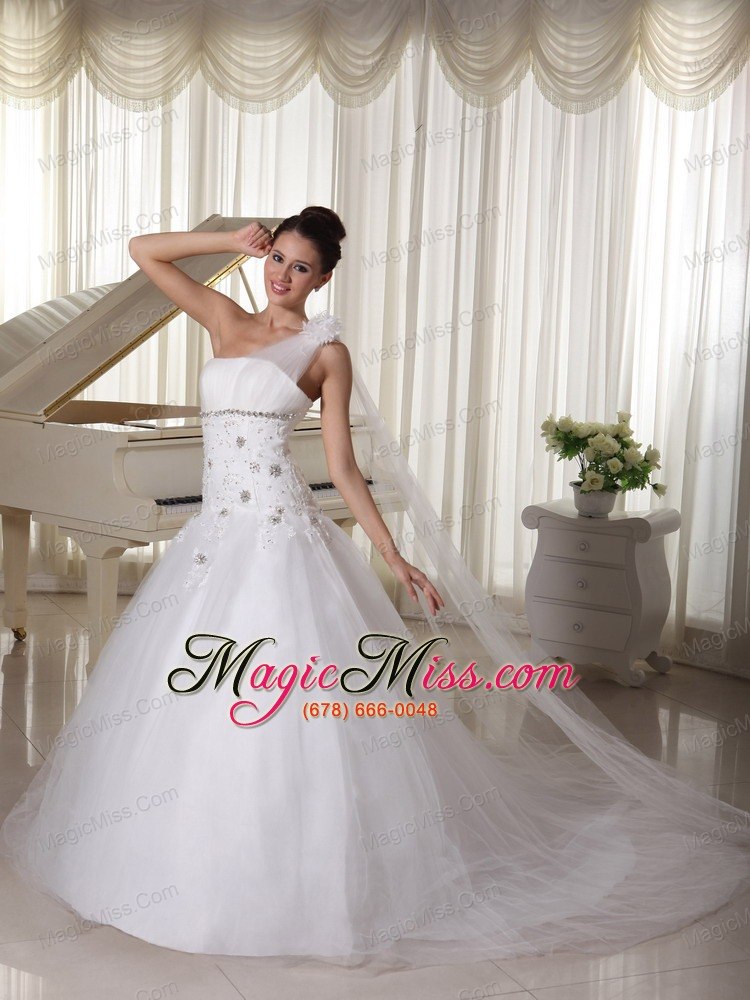 wholesale one shoulder wedding gown with appliques and beading tulle watteau train