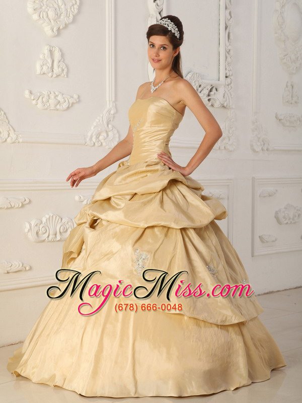 wholesale champagne a-line / princess strapless floor-length taffeta beading quinceanera dress
