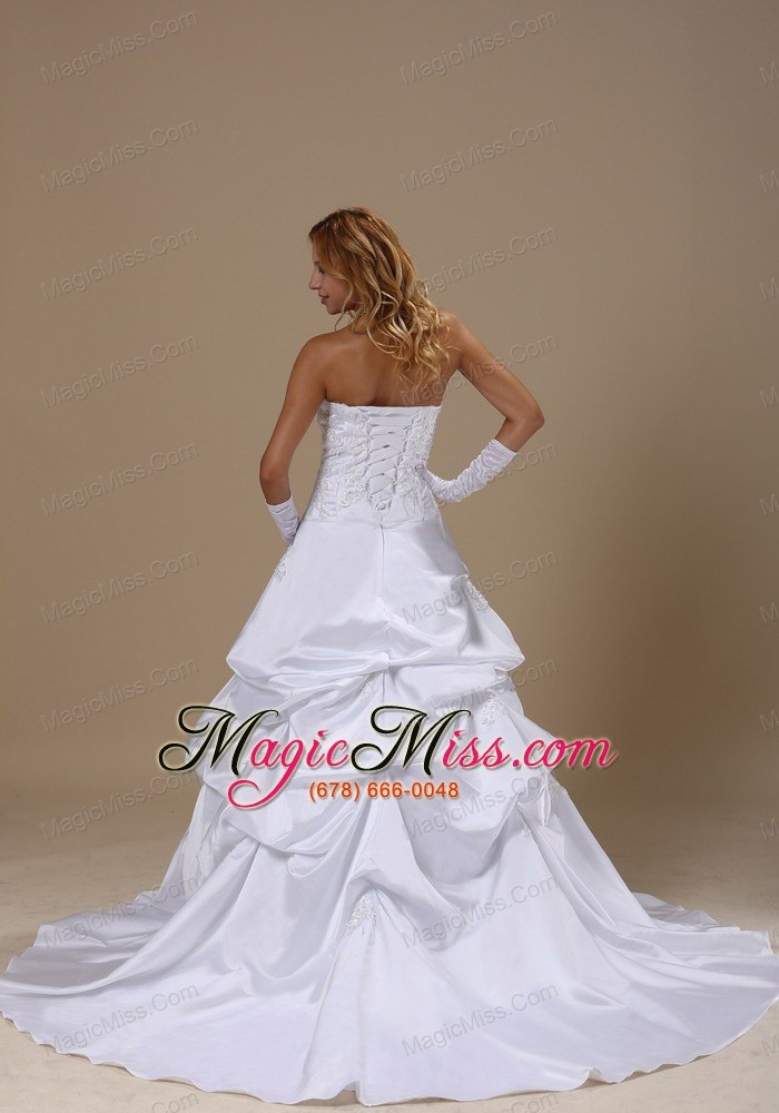 wholesale a-line wedding dress with lace bodice pick-ups strapless