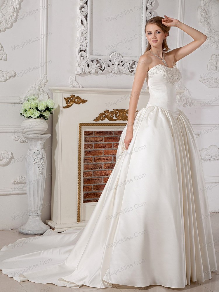 wholesale exquisite a-line sweetheart court train taffeta beading wedding dress
