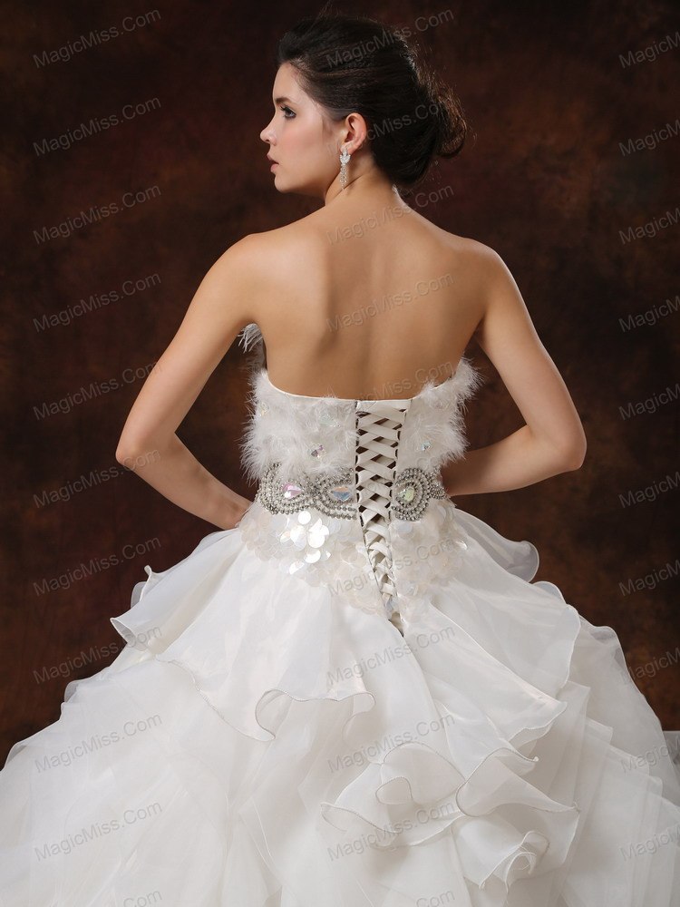 wholesale beaded decorate bodice ruffled layers feather ball gown wedding dress for 2013 sweetheart chapel train