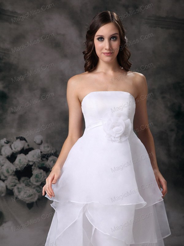 wholesale modest a-line strapless floor-length organza hand made flower wedding dress