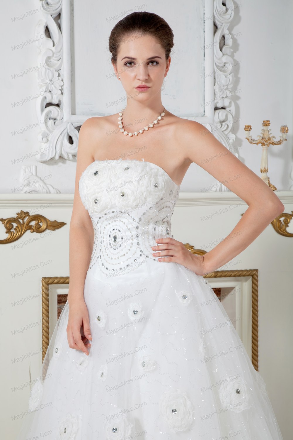 wholesale elegant ball gown strapless floor-length tulle beading wedding dress