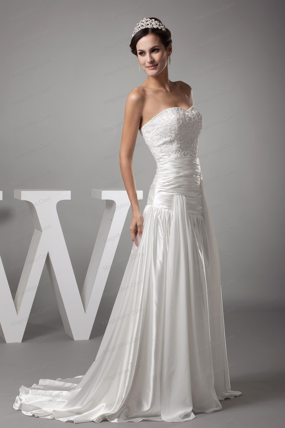 wholesale a-line sweetheart court train appliques wedding dress