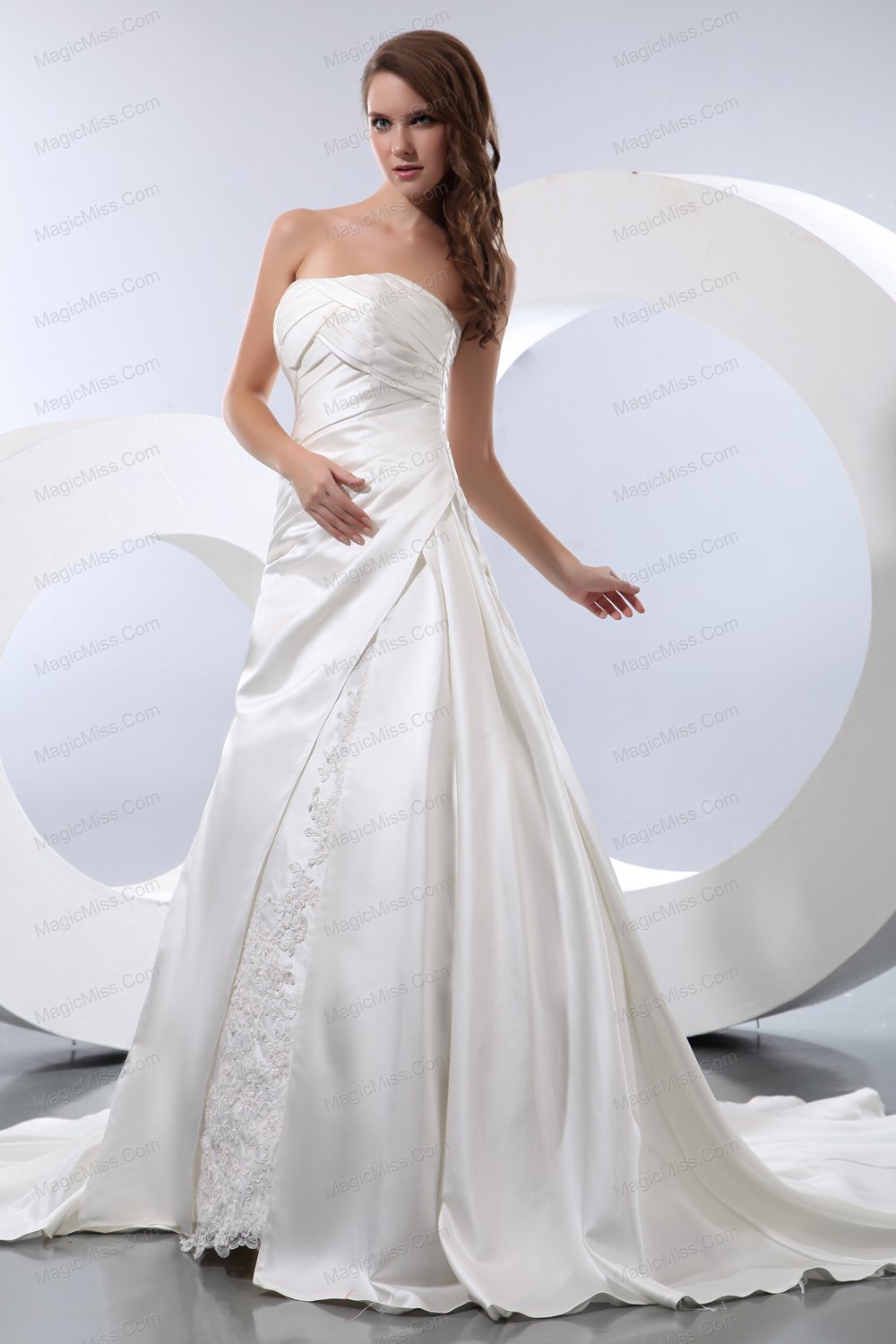 wholesale luxurious a-line strapless chapel train taffeta ruch wedding dress