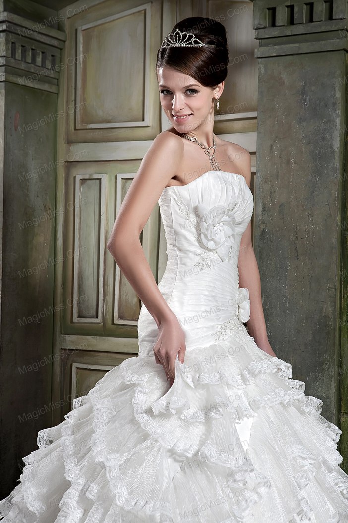 wholesale exquisite a-line strapless chapel train organza and taffeta hand made flowers wedding dress