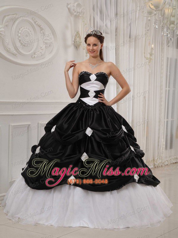 wholesale black and white ball gown sweetheart floor-length taffeta and organza beading quinceanera dress