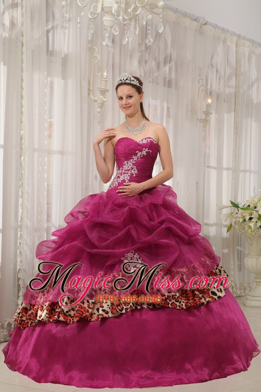 wholesale burgundy ball gown sweetheart floor-length organza and zebra or leopard appliques quinceanera dress
