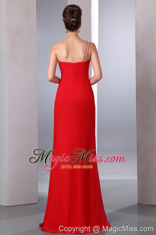 wholesale beautiful red one shoulder chiffon prom dress with silver beading on top side