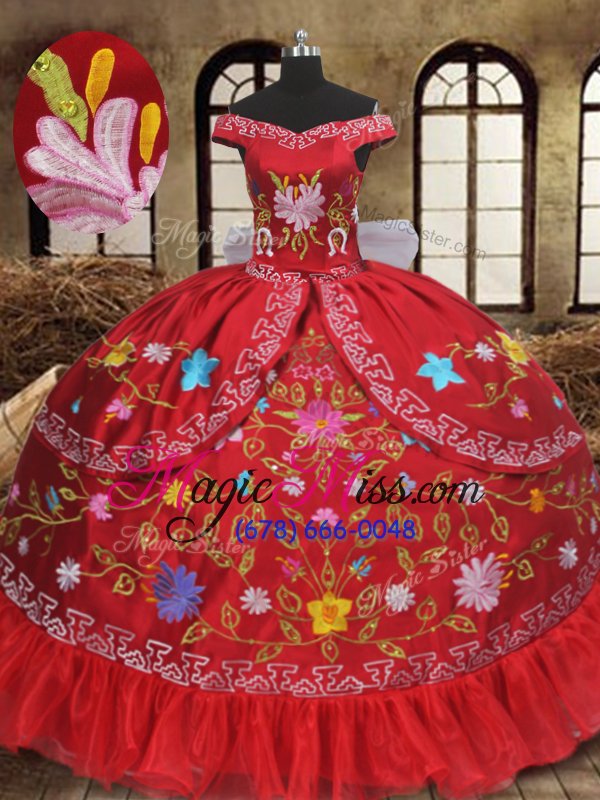 wholesale luxurious off the shoulder sleeveless organza and taffeta quince ball gowns embroidery and bowknot lace up