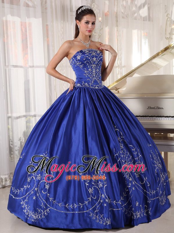 wholesale blue ball gown strapless floor-length satin embroidery quinceanera dress