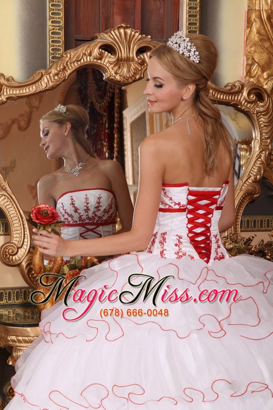 wholesale white ball gown strapless detachable train organza appliques quinceanera dress