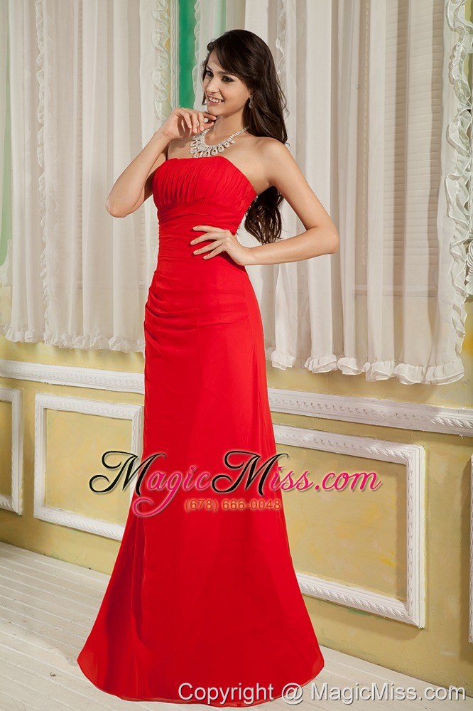 wholesale red column strapless floor-length chiffon ruch prom dress