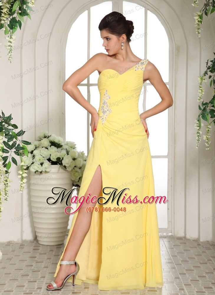 wholesale stylish light yellow one shoulder high slit prom dress with appliques and ruch in uta
