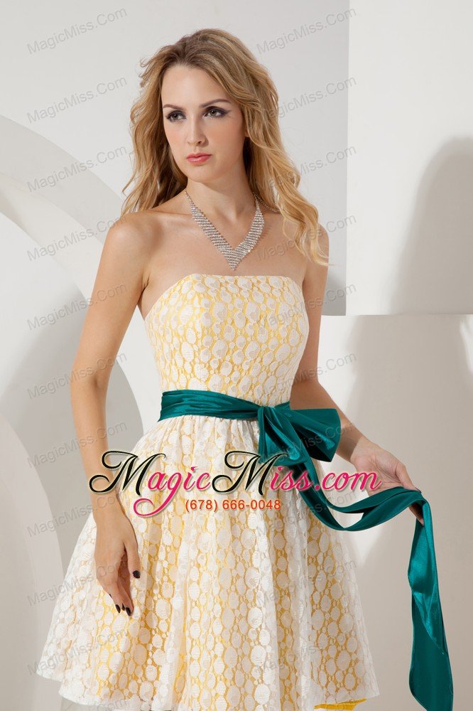 wholesale yellow junior prom / homecoming dress a-line / pricess strapless mini-length lace sashes