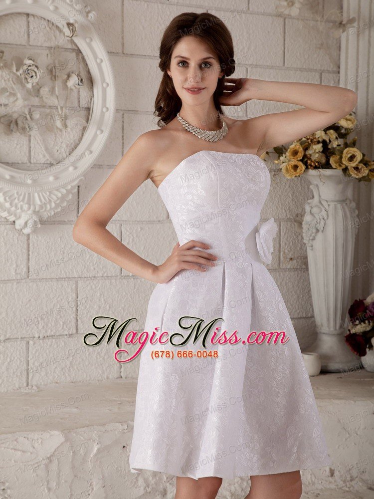 wholesale beautiful a-line / princess strapless knee-length lace hand made flower wedding dress