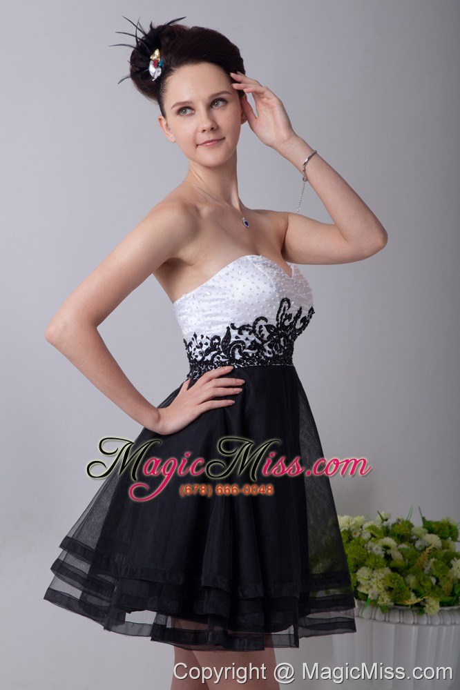 wholesale black and white a-line sweetheart mini-length organza appliques prom / homecoming dress