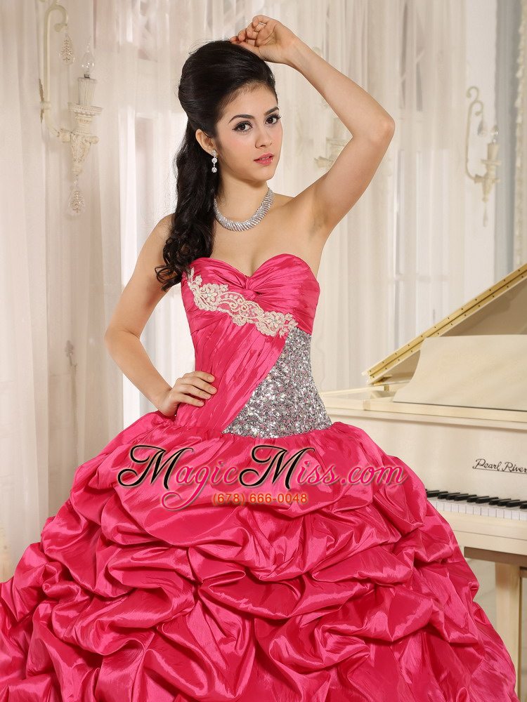 wholesale 2013 hot pink beaded appliques and pick-ups quinceanera dress for custom made in koloa city hawaii