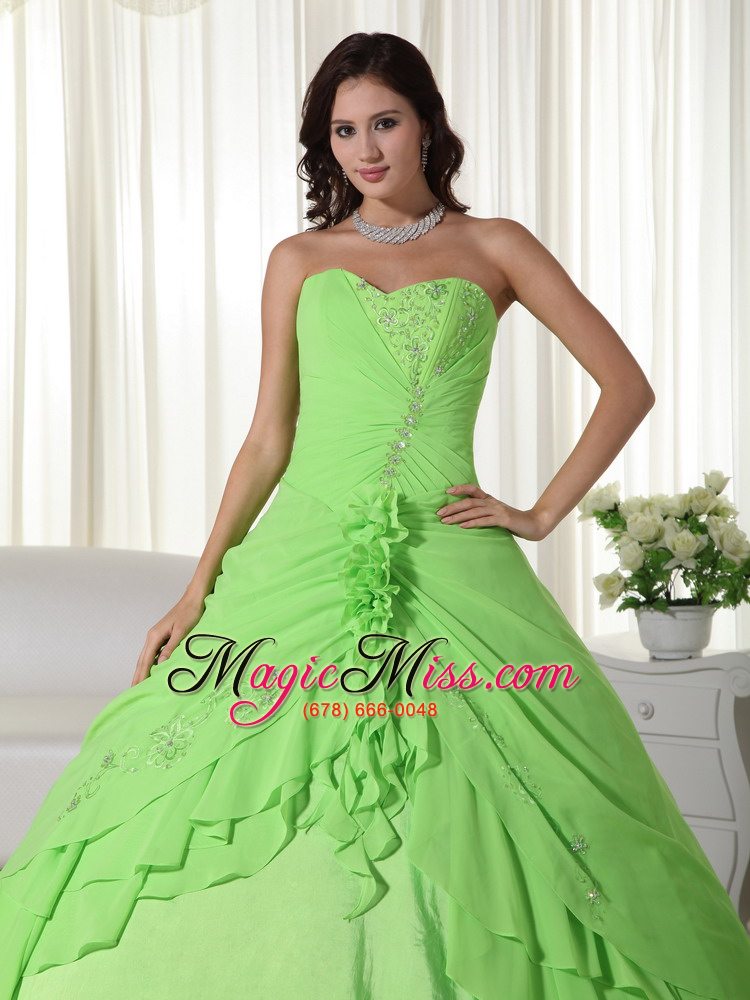 wholesale spring green ball gown sweetheart floor-length chiffon beading quinceanera dress