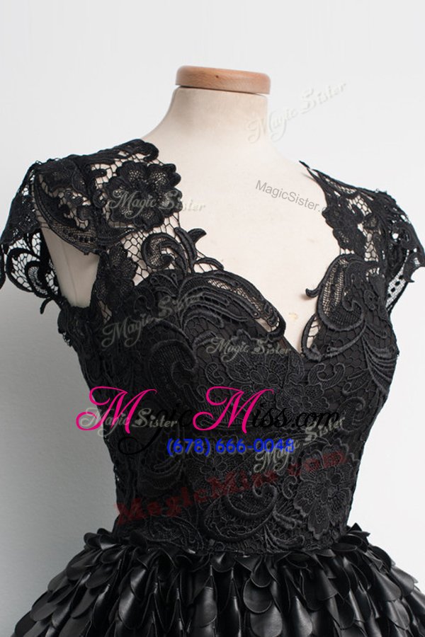 wholesale fitting lace v-neck cap sleeves zipper lace prom party dress in black