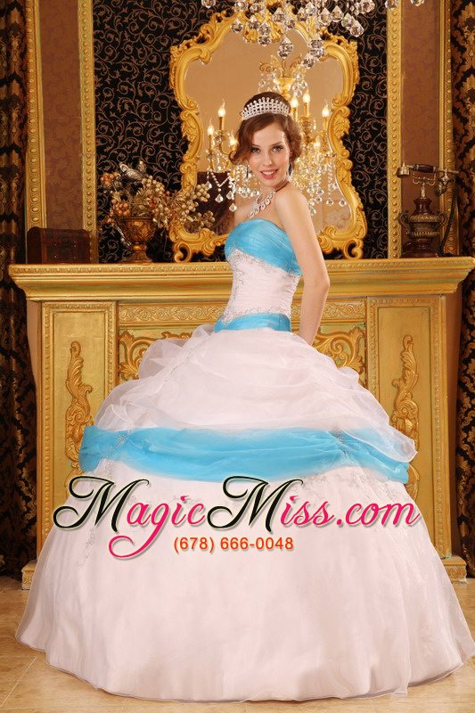 wholesale perfect ball gown strapless floor-length appliques satin and organza white quinceanera dress