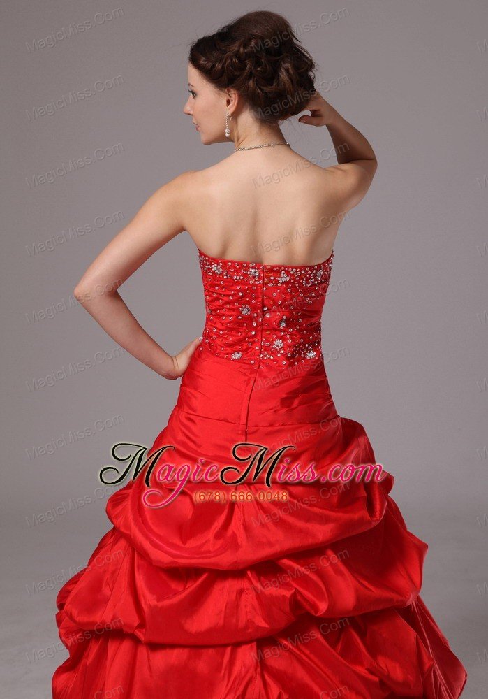 wholesale red beaded decorate up bodice and pick-ups prom dress for custom made in greensboro georgia