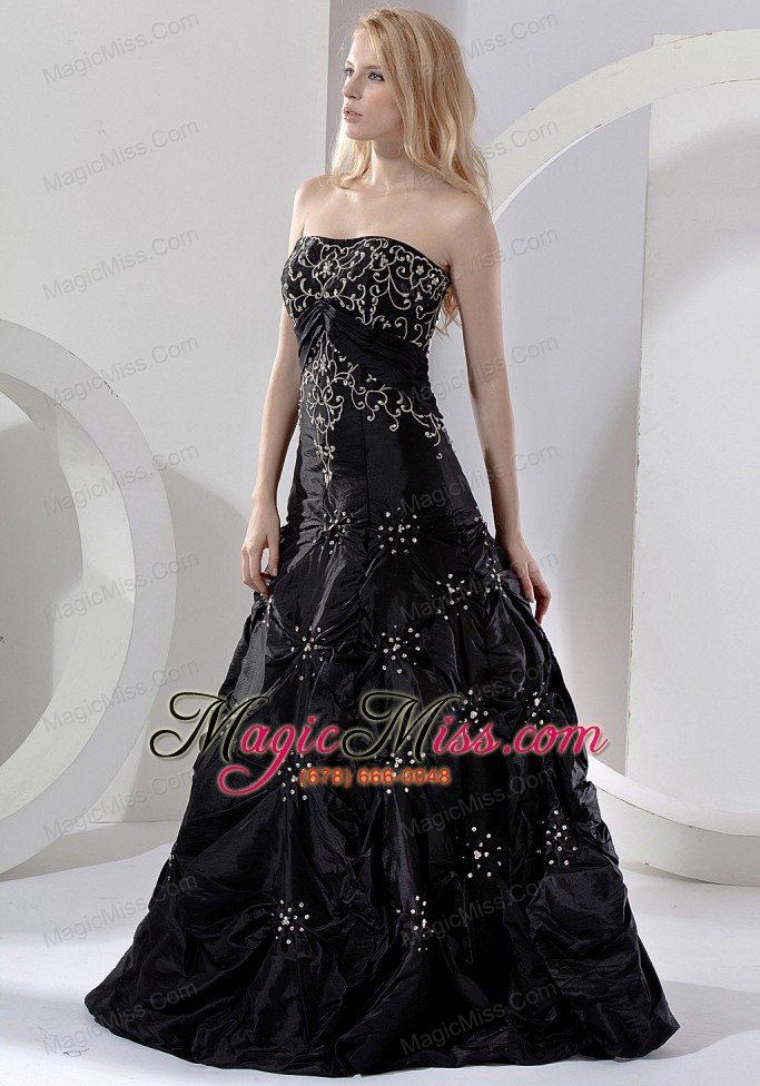 wholesale embroidery with beading decorate bodice black taffeta floor-length 2013 prom dress