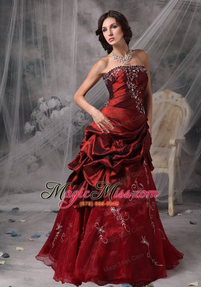 wholesale wine red a-line / princess strapless floor-length taffeta appliques prom dress